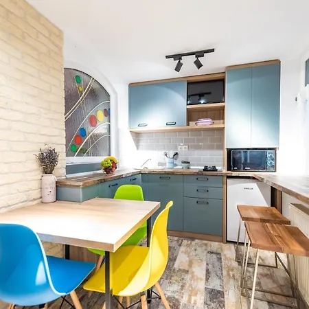 Garden Apartment